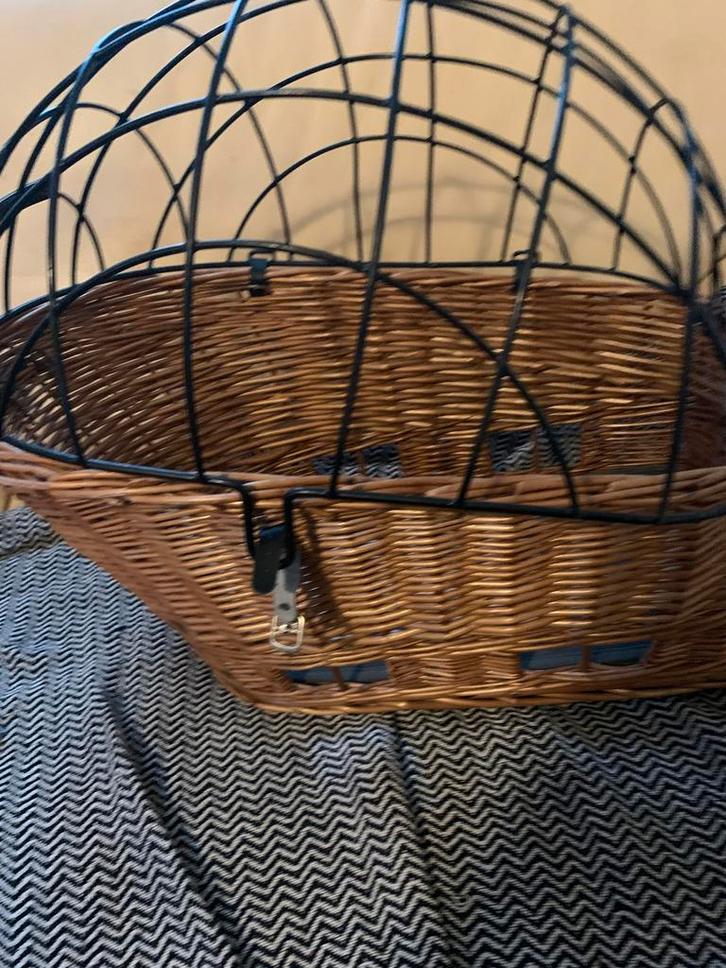 Hondenfietsmand Basil, Fietsen en Brommers, Fietsaccessoires | Fietsmanden, Zo goed als nieuw, Fietsmand, Ophalen