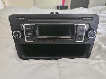 Autoradio VW Polo ZGAN beschikbaar voor biedingen