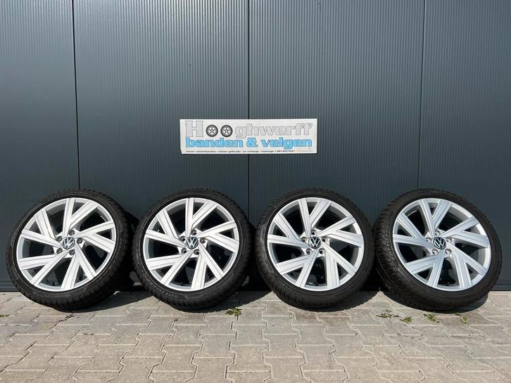 18 inch 5x112 Bergamo winterbanden VW Golf 5 6 7 8 Caddy, Auto-onderdelen, Banden en Velgen, Banden en Velgen, Winterbanden, 18 inch