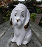 Porselein beeld / sculptuur van hond, Verzamelen, Overige typen, Ophalen of Verzenden, Zo goed als nieuw