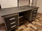 Vintage Gispen Bureau - Industrieel Design, Huis en Inrichting, Bureaus, Ophalen, Gebruikt, Bureau