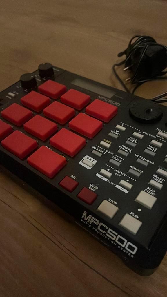 Gecustomizede MPC 500, Muziek en Instrumenten, Samplers, Zo goed als nieuw, Ophalen of Verzenden