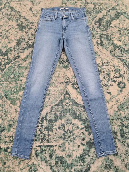 710 Levi's supet skinny fit W26 L32 WMN Tulsi2632, Kleding | Dames, Spijkerbroeken en Jeans, Zo goed als nieuw, W27 (confectie 34) of kleiner
