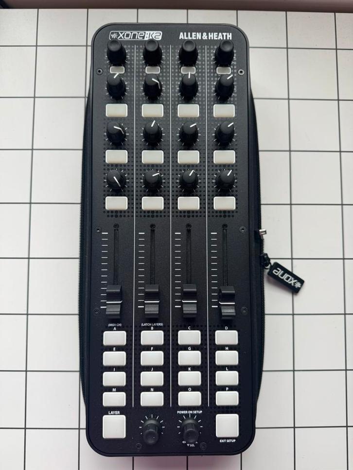 Allen & Heath Xone K2, Muziek en Instrumenten, Midi-apparatuur, Zo goed als nieuw, Ophalen of Verzenden