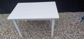 Sundvik tafeltje 76x50 cm
 beschikbaar voor biedingen