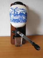 Vintage Koffiemolen compleet en goed werkend onbekend hoe, Ophalen
