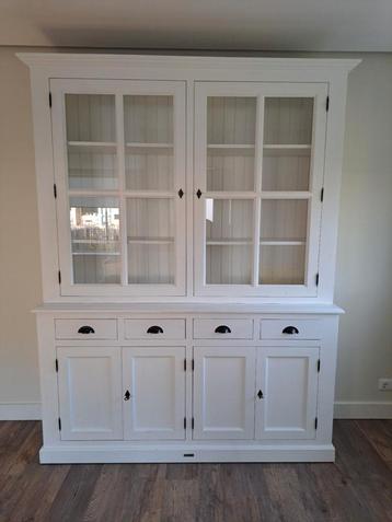Witte buffetkast van De Bongerd - 226x174x50 cm beschikbaar voor biedingen