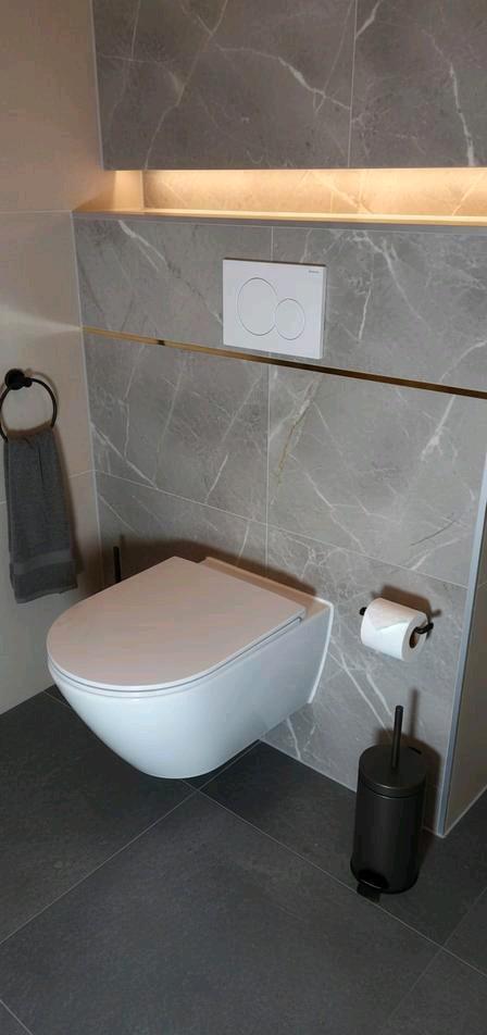 Badkamer renovatie - Bouwbedrijf - verbouwing, Doe-het-zelf en Verbouw, Sanitair, Nieuw, Ophalen