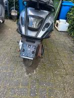 Vespa sprint 80cc schade, Fietsen en Brommers, Ophalen, Zo goed als nieuw, Benzine, Vespa