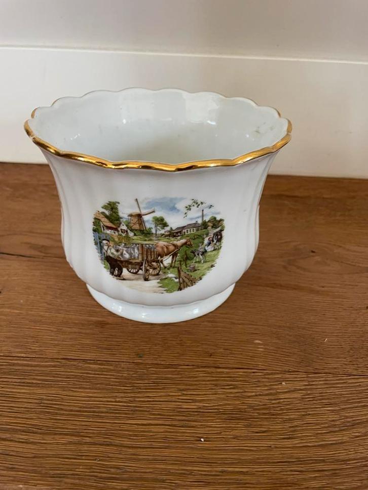 Antieke Keramische Bloempot met Gouden Rand en Landschap Dec, Antiek en Kunst, Antiek | Keramiek en Aardewerk, Ophalen of Verzenden