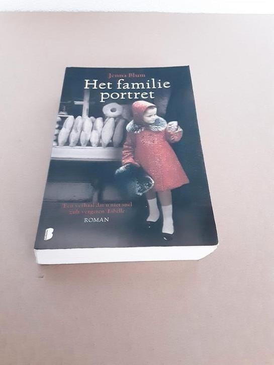 Jenna Blum - Het Familieportret, Boeken, Literatuur, Gelezen, Ophalen of Verzenden