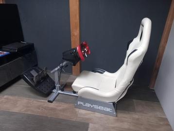 racestoel met PSP4 met TV en 4 F1 spellen beschikbaar voor biedingen