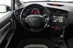 Kia Cee'd 1.6 GDI Plus Pack | 2e eigenaar | Camera | Navigat, Origineel Nederlands, Te koop, Zilver of Grijs, 5 stoelen