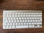 Apple toetsenbord, Computers en Software, Toetsenborden, Ophalen of Verzenden, Zo goed als nieuw