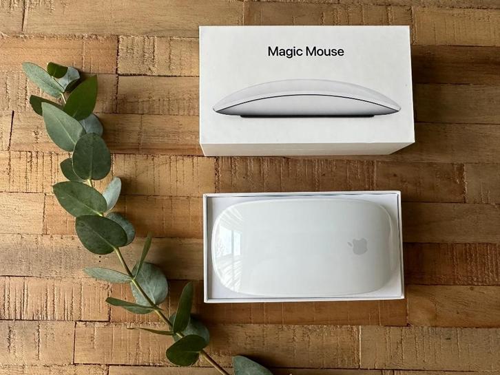 Apple Magic Mouse (MultiTouch) | wit/zilver |, Computers en Software, Apple Macbooks, Zo goed als nieuw, Overige modellen, Overige groottes