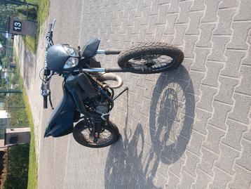 Derbi 70cc geen kenteken  beschikbaar voor biedingen