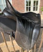Wow zadel 17 inch, Dieren en Toebehoren, Paarden en Pony's | Zadels, Ophalen of Verzenden, Dressuur