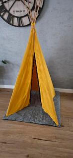 Tipi tent met kleed, Ophalen