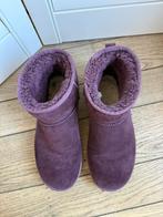 Orginele paarse uggs maat 39, Kleding | Dames, Ophalen of Verzenden, Zo goed als nieuw, Overige kleuren