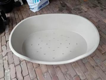 grote grijze hondenmand kunststof honden mand merk karlie beschikbaar voor biedingen