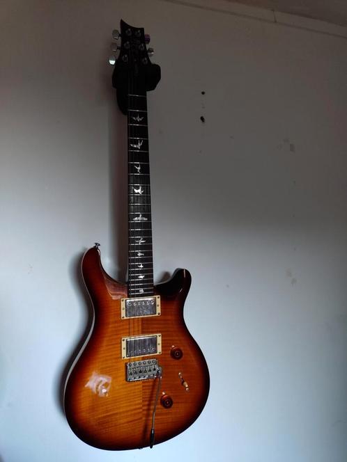 PRS SE custom 24 met gibson custombucker pick ups, Muziek en Instrumenten, Snaarinstrumenten | Gitaren | Elektrisch, Zo goed als nieuw