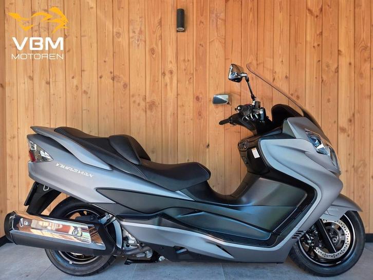 SUZUKI AN 400 BURGMAN ABS AN400 AN-400 Nieuwe Banden set!, Motoren, Motoren | Suzuki, Bedrijf, Scooter, 12 t/m 35 kW, Minimaal motorrijbewijs A2