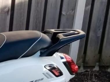 Zeer nette aluminium achterdrager voor fiddle II ea, Fietsen en Brommers, Brommeronderdelen | Algemeen, Zo goed als nieuw, Overige typen