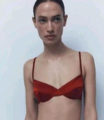 2 Zara BH's 70B, Nieuw met kaartjes beschikbaar voor biedingen