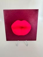 Decoratietegeltje lippen 10x10cm metallic paars/fluo roze, Verzenden, Nieuw