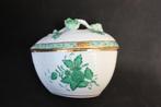 Herend bonbonniere Apponyi groen, Verzenden
