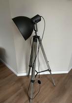 Staande lamp, Huis en Inrichting, Lampen | Vloerlampen, Ophalen of Verzenden, Zo goed als nieuw, 150 tot 200 cm