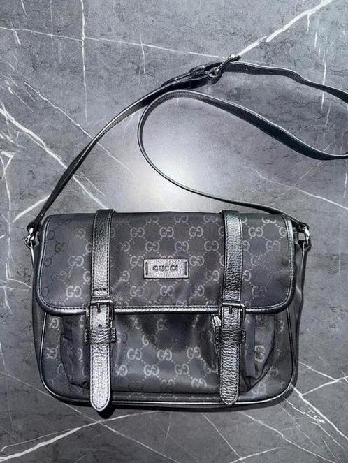 Gucci tas origineel, Sieraden, Tassen en Uiterlijk, Tassen | Schoudertassen, Zo goed als nieuw, Zwart, Leer, Ophalen of Verzenden