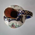 Gouda Holland Vaasje - Regina Renee, Antiek en Kunst, Antiek | Keramiek en Aardewerk, Ophalen of Verzenden