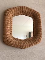 Vintage zeshoekige spiegel van pitriet / rotan, Minder dan 50 cm, Ophalen of Verzenden, Zo goed als nieuw, Minder dan 100 cm