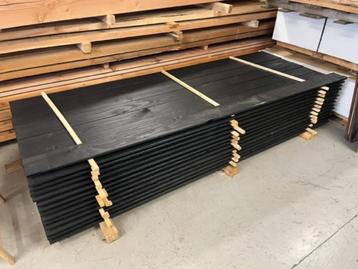 Plank douglas zwart 16x140x2500mm beschikbaar voor biedingen