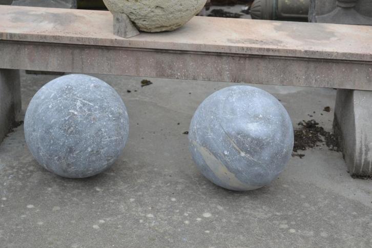 Koppel gladde arduinen bollen, Huis en Inrichting, Woonaccessoires | Zuilen en Pilaren, Gebruikt, Ophalen