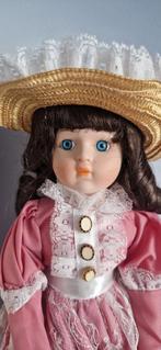 Heritage Mint collectie, porseleinen pop Suzette 40 cm, Verzamelen, Ophalen of Verzenden, Nieuw, Pop