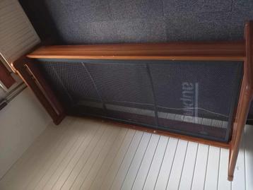 Houten Bedframe met Lattenbodem en matras.  beschikbaar voor biedingen