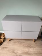 Quax babybed en commode, licht grijs, Ophalen, Zo goed als nieuw, Jongetje of Meisje