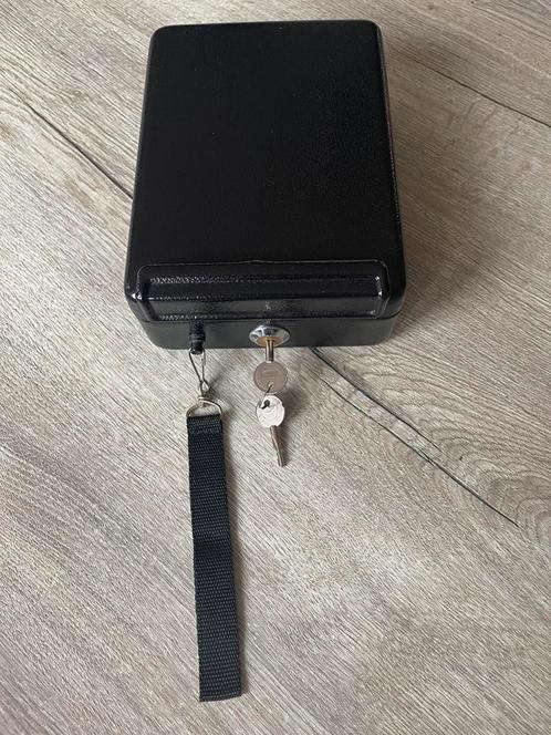 Zwarte bootkluis / autokluis / draagbare kluis, Huis en Inrichting, Brandblussers en Brandkasten, Zo goed als nieuw, Brandkast