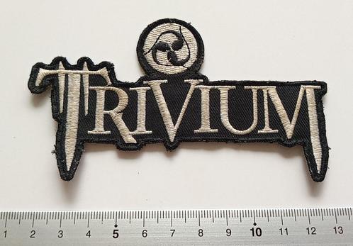 Trivium leuke shaped logo patch used911, Verzamelen, Muziek, Artiesten en Beroemdheden, Gebruikt, Kleding, Verzenden