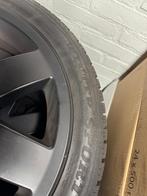 Winterbanden met zwarte velgen Range Rover, zgan, Auto-onderdelen, Banden en Velgen, Ophalen, 275 mm, Banden en Velgen, Winterbanden