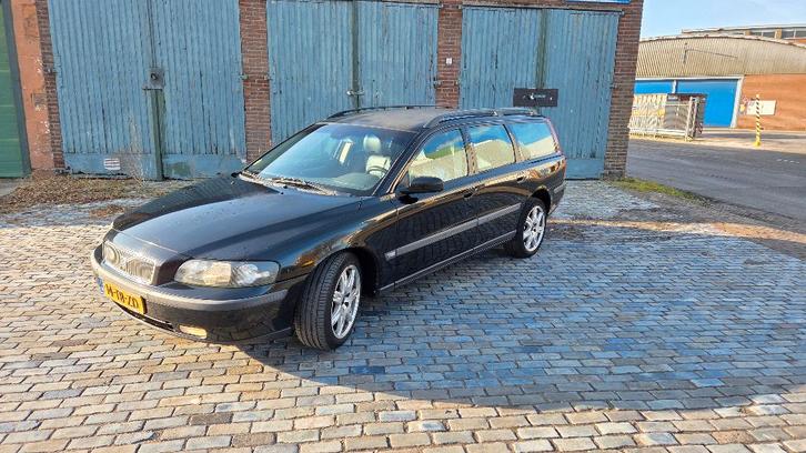 Volvo V70 2.4 D5 2003 Zwart, Auto's, Volvo, Bedrijf, V70, ABS, Airconditioning, Alarm, Boordcomputer, Centrale vergrendeling, Climate control