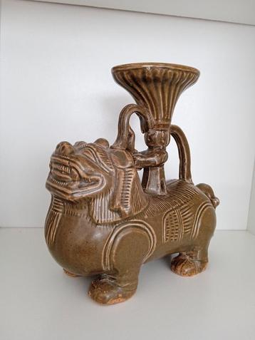 Chinees celadon wierrookbrander. beschikbaar voor biedingen