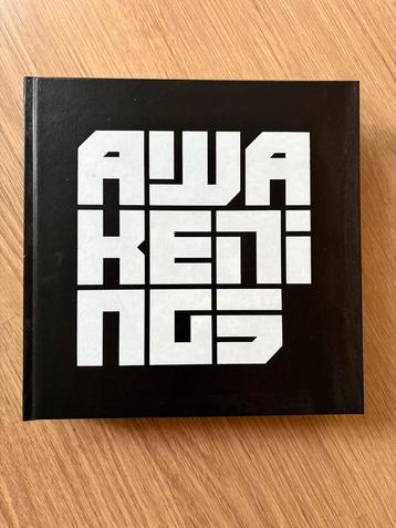 NIEUW Awakenings: 20 Years of Techno Book beschikbaar voor biedingen