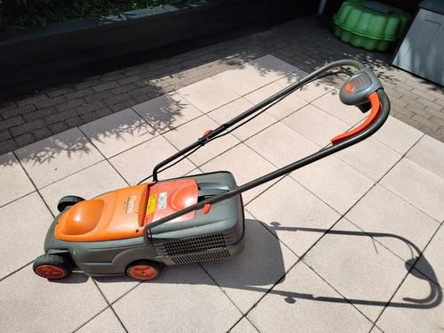 grasmaaier, Tuin en Terras, Grasmaaiers, Gebruikt, Elektrische grasmaaier, 30 t/m 39 cm, Cirkelmaaier, Elektrische starter, Opvangbak