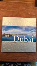 Dubai coffee table book 2003 Prachtig, Ophalen of Verzenden, Zo goed als nieuw