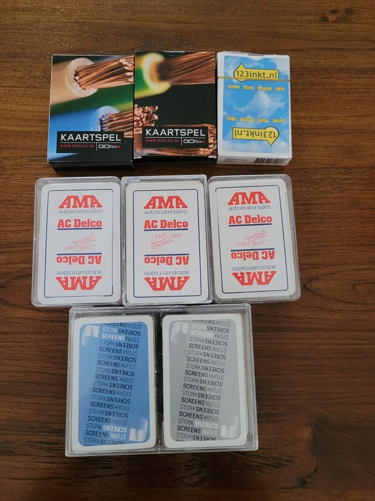 Nieuwe Speelkaarten, Kwartet- en Kaartspellen - 7 Sets, Vijf spelers of meer, Ophalen of Verzenden, Nieuw, Diverse