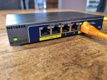 Netgear GS105PE - PoE Pass-Through Switch beschikbaar voor biedingen