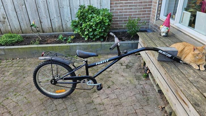 Aanhangfiets voor gezellige fietstochtjes met zoon/dochter, Fietsen en Brommers, Fietsaccessoires | Aanhangers en Karren, Gebruikt
